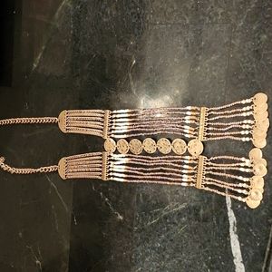 White House Black Market Necklace, NWT